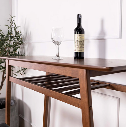 morris-bar-table-closeup